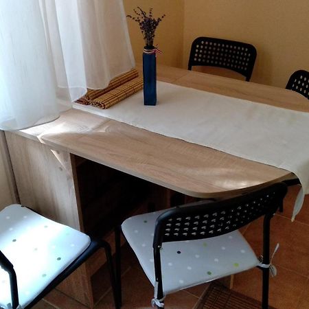 Gesztenyes Apartman Μίσκολτς Εξωτερικό φωτογραφία