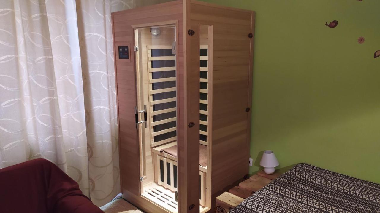 Gesztenyes Apartman Μίσκολτς Εξωτερικό φωτογραφία