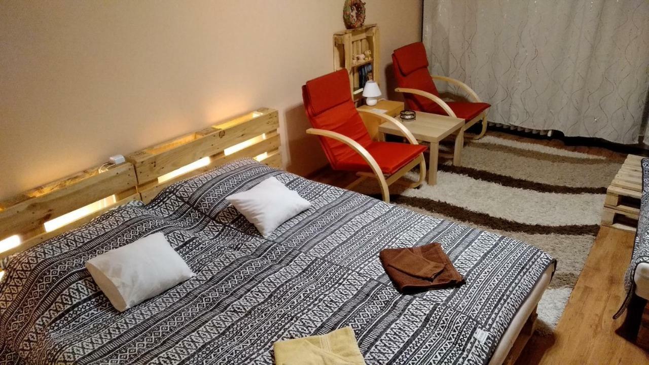 Gesztenyes Apartman Μίσκολτς Εξωτερικό φωτογραφία