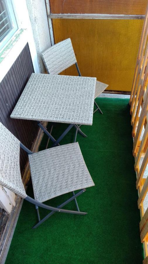 Gesztenyes Apartman Μίσκολτς Εξωτερικό φωτογραφία
